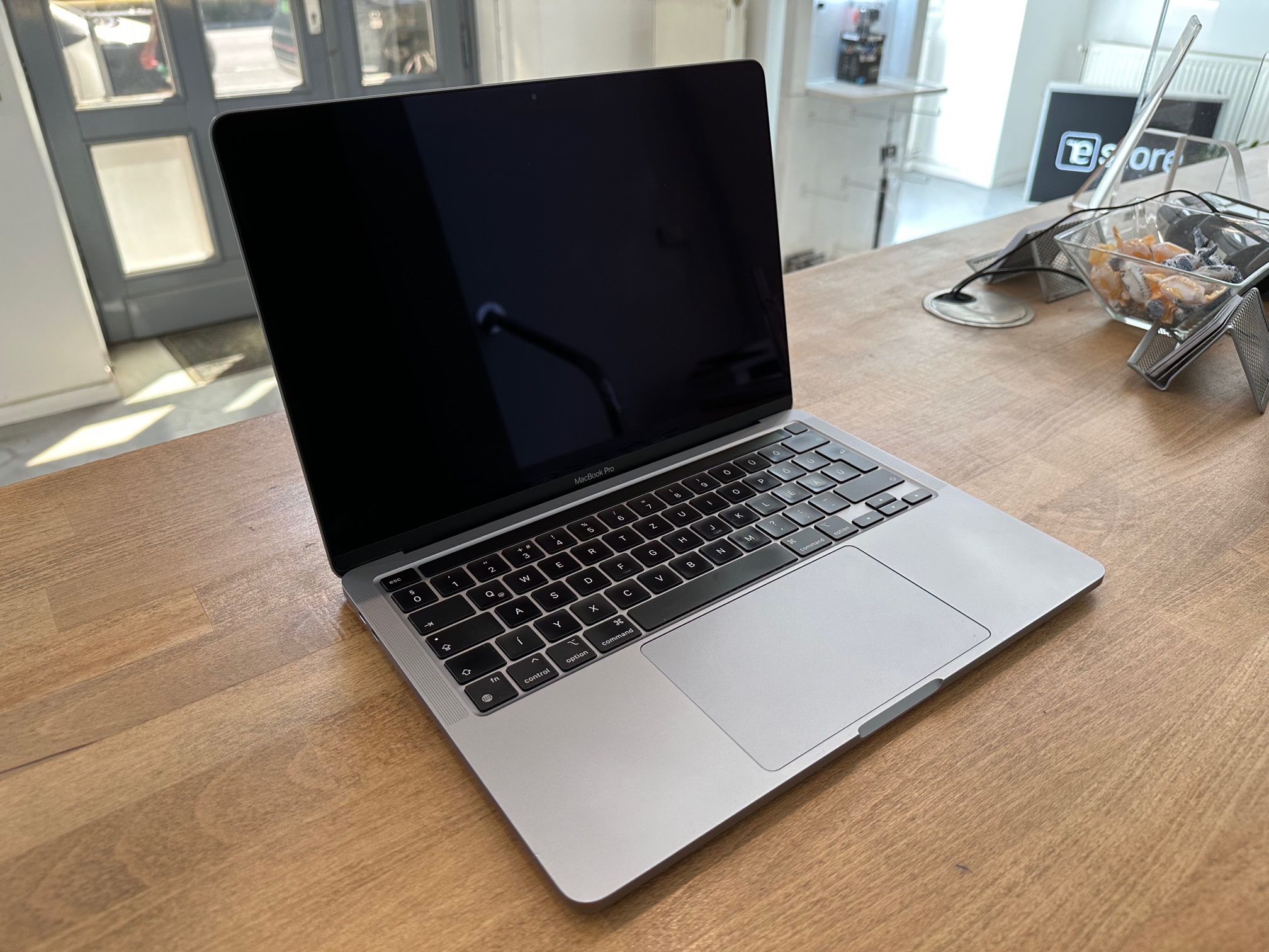 2020 MacBook Pro M1 13 inch
