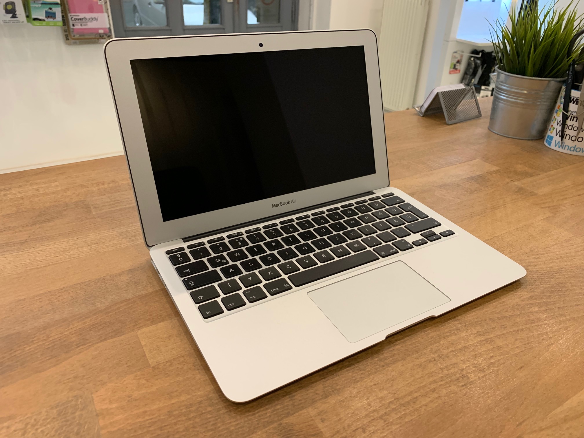 2014 MacBook Air 11 inch