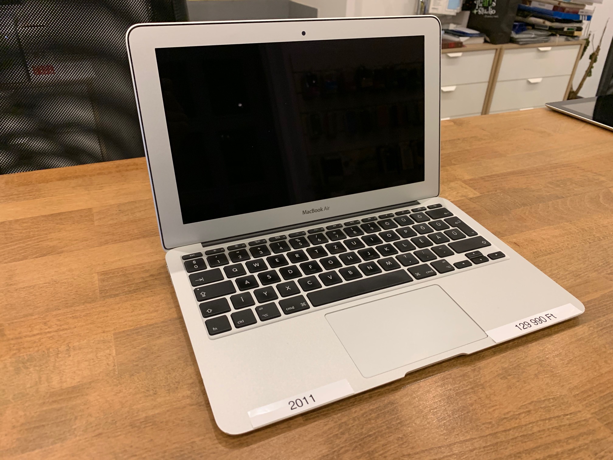 macbook air 11 inch mid 2011 battery