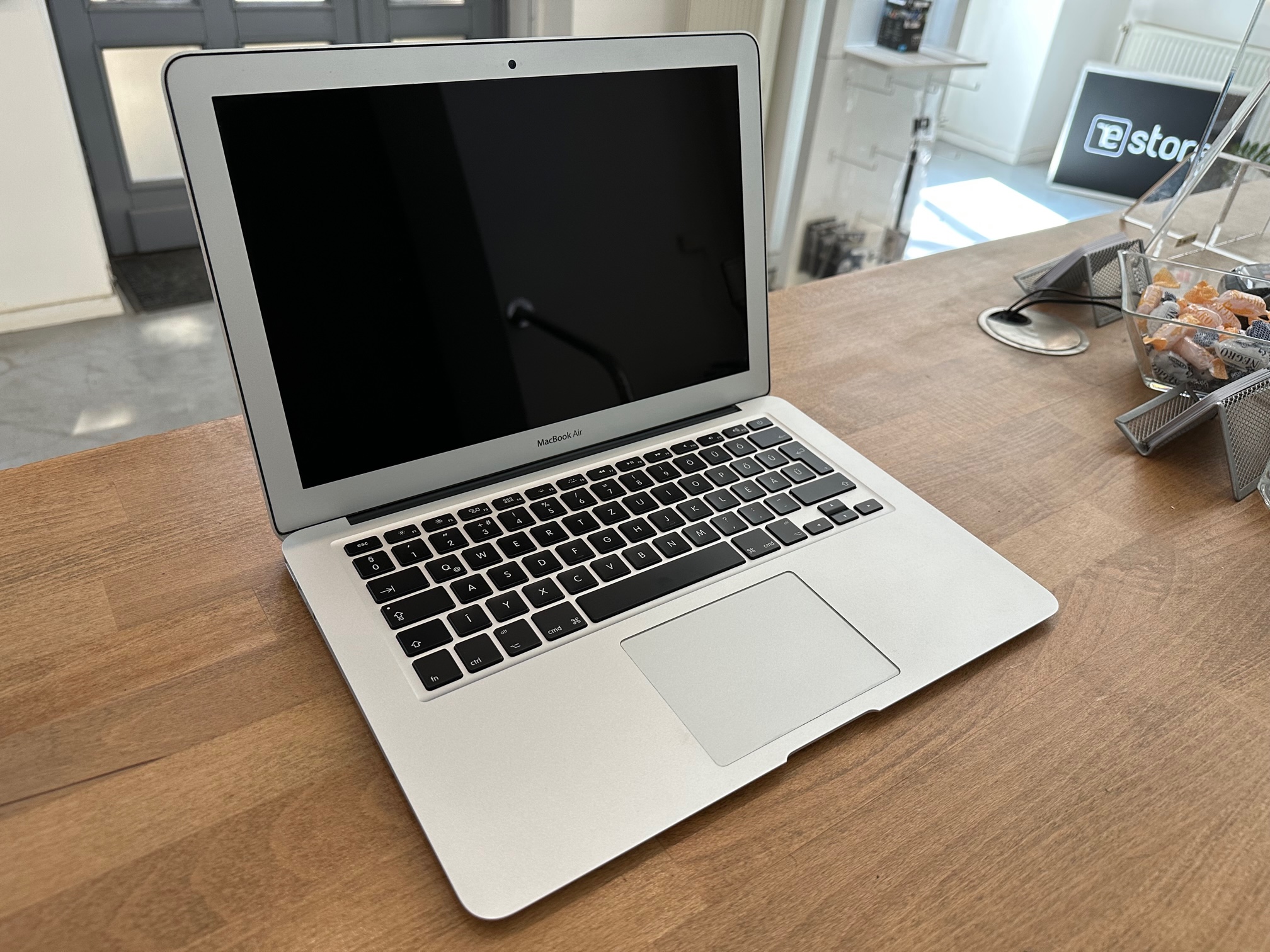 2017 MacBook Air 13 inch 