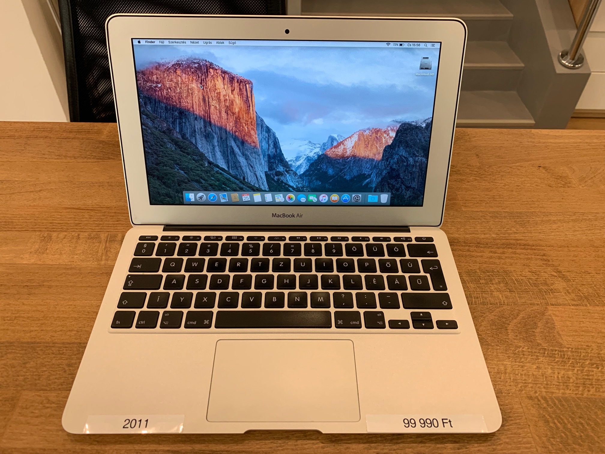 2011 MacBook Air 11 inch